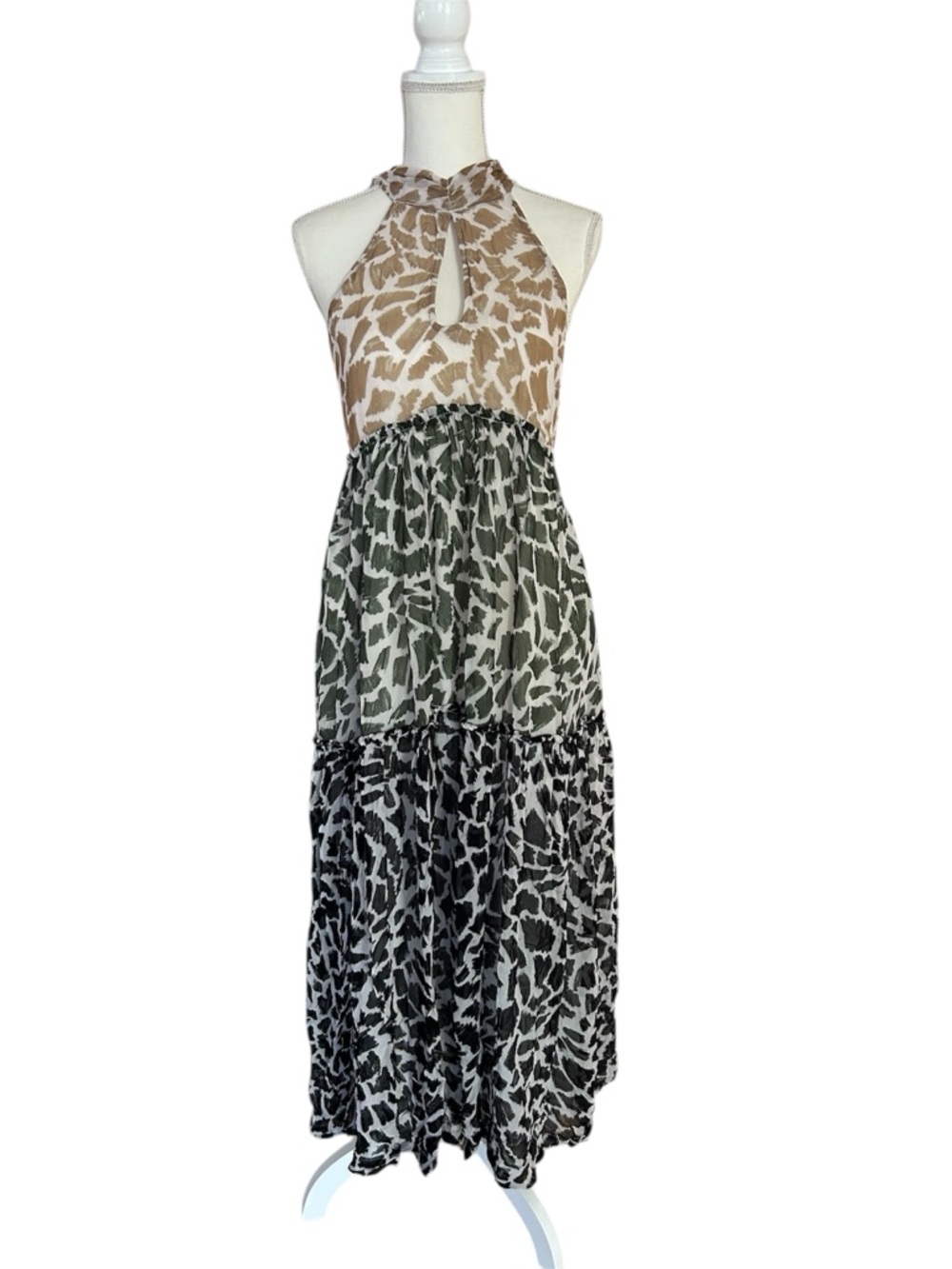 Anthropologie Maeve Keyhole Halter Maxi Dress - Picture 5 of 11